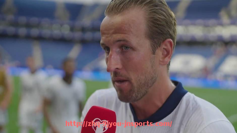 J9九游会登录入口-世俱杯比赛裁判争议话题回顾与执法一致性讨论