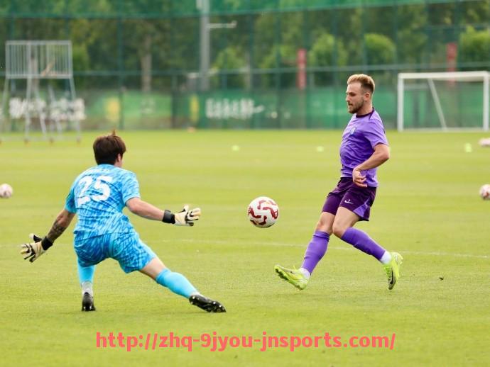 J9九游会登录入口-英超球队老板背景介绍